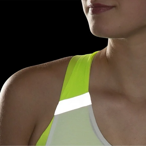 NWT Brooks Women’s Carbonite Tank - Nightlife/Reflective - Picture 2 of 8